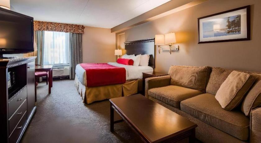 Best Western Plus Orillia Hotel Esterno foto